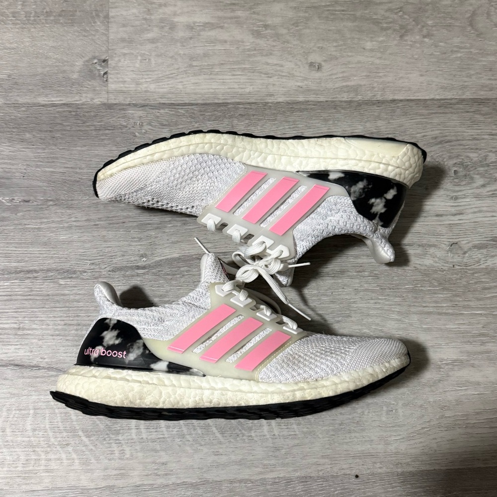 2022 Adidas UltraBoost 5.0 DNA